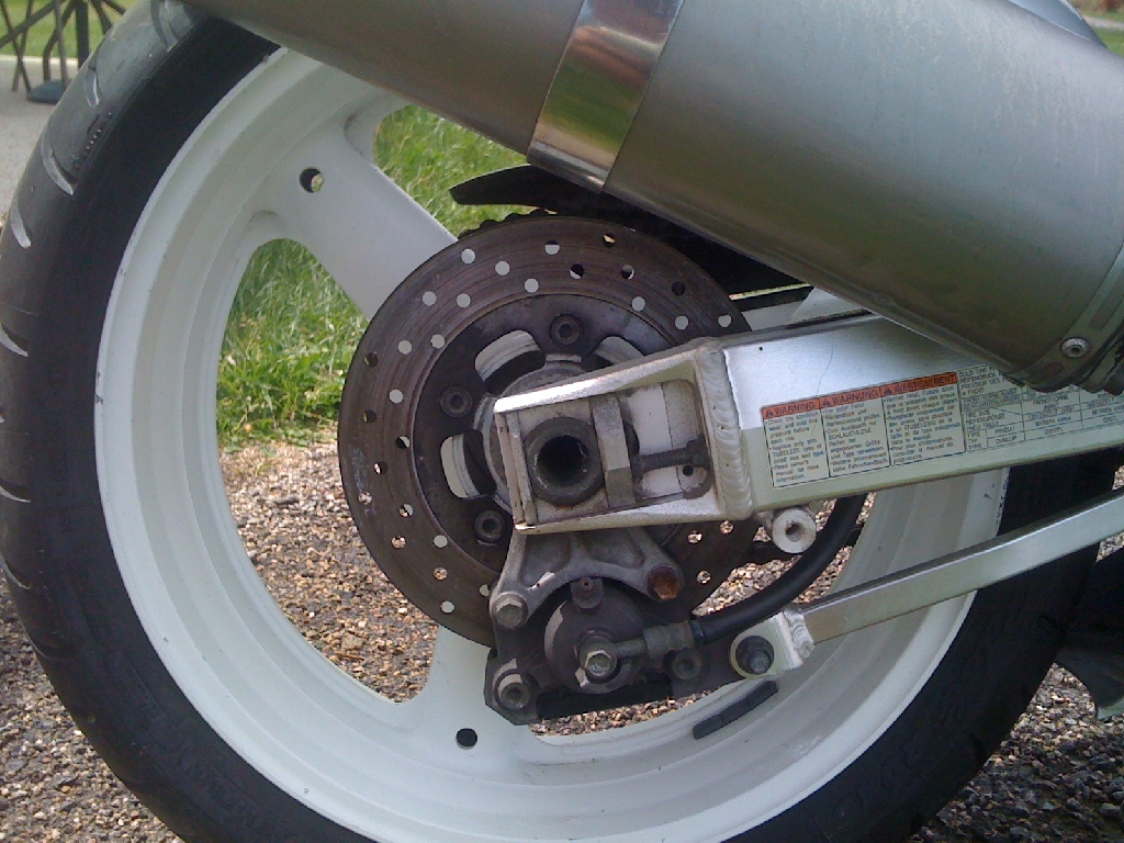 SUZUKI GSX-R 600  2001 photo 2