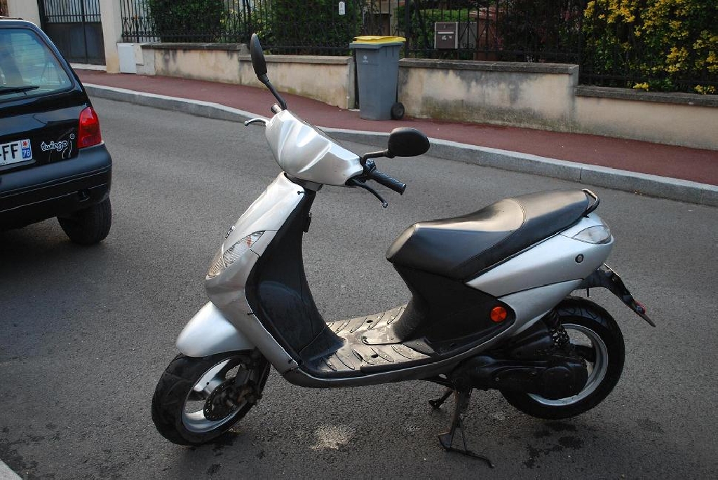 PEUGEOT Vivacity 50  2007 photo 3