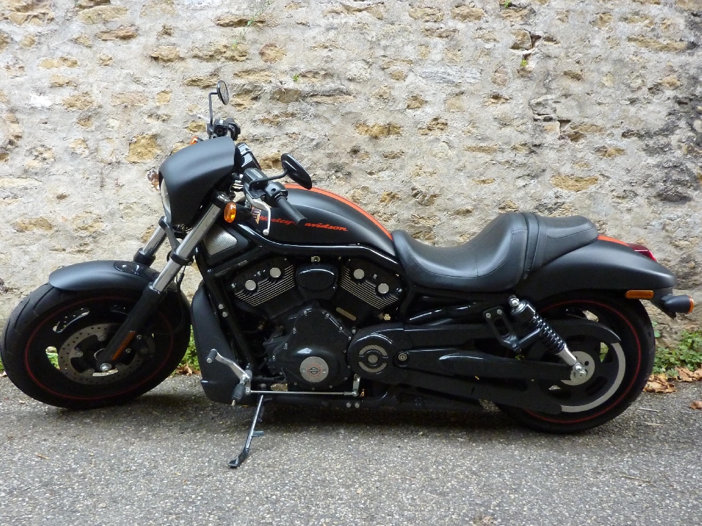 HARLEY-DAVIDSON Night Rod Special 1250 Black Devin 2011 photo 2