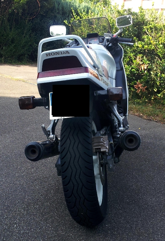 HONDA VFR 750  1990 photo 3