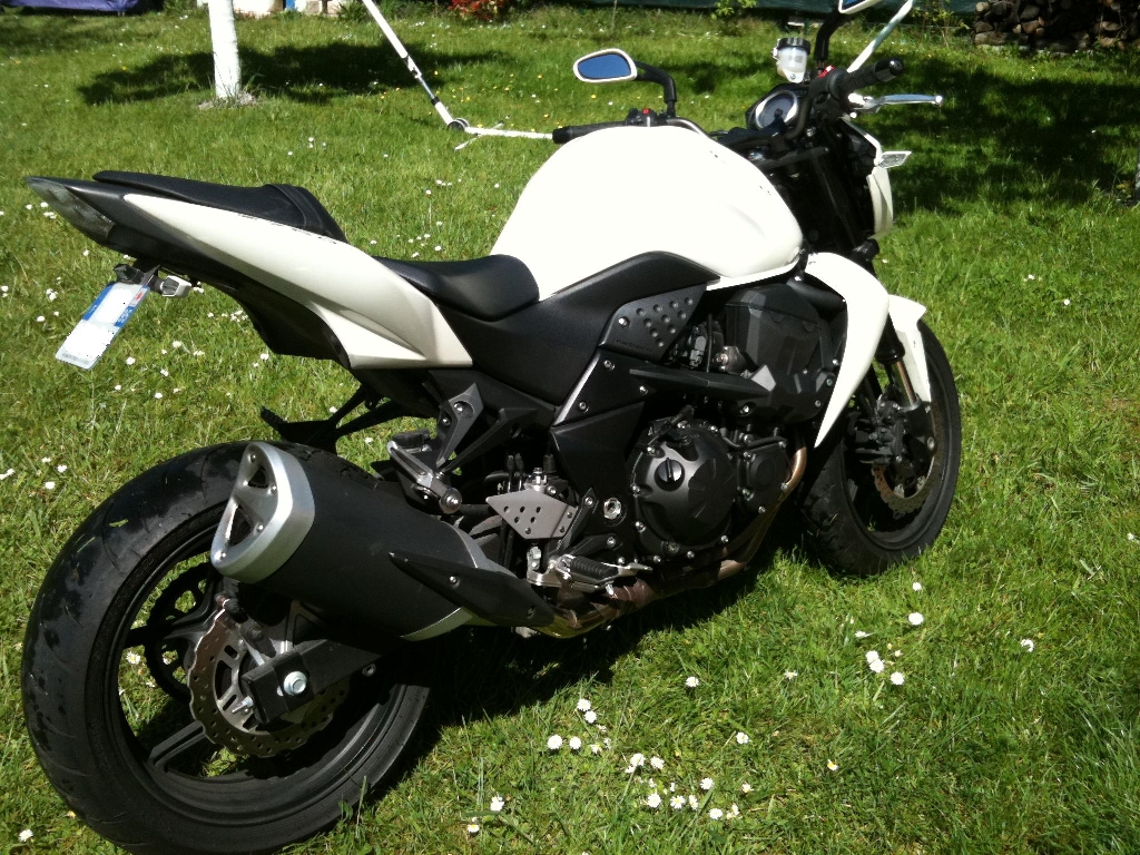 KAWASAKI Z 750  2011 photo 2