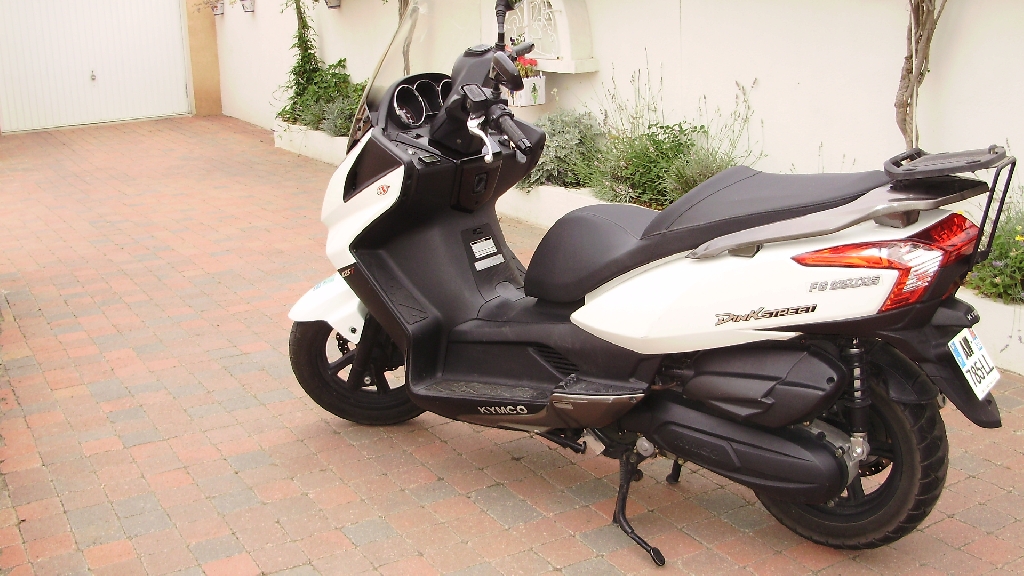 KYMCO Dink Street 125  2010 photo 2