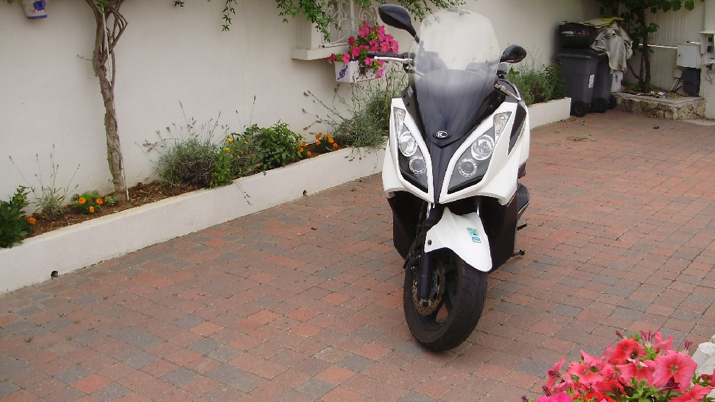 KYMCO Dink Street 125  2010 photo 3