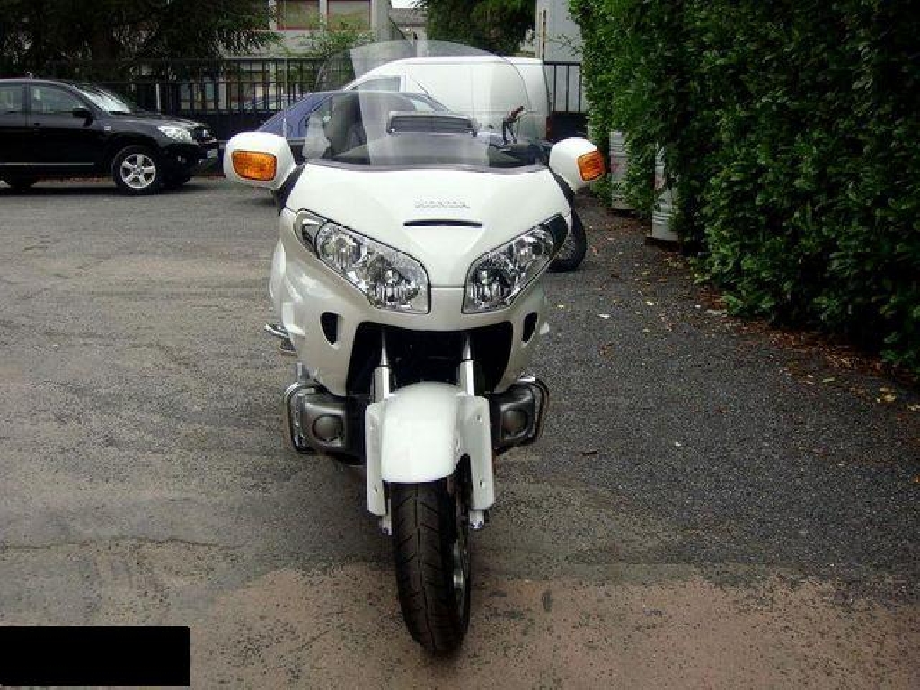HONDA GL 1800 Goldwing  1996 photo 2
