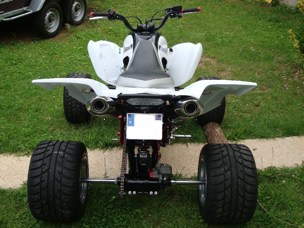 YAMAHA YFM 700 R Raptor  2009 photo 2