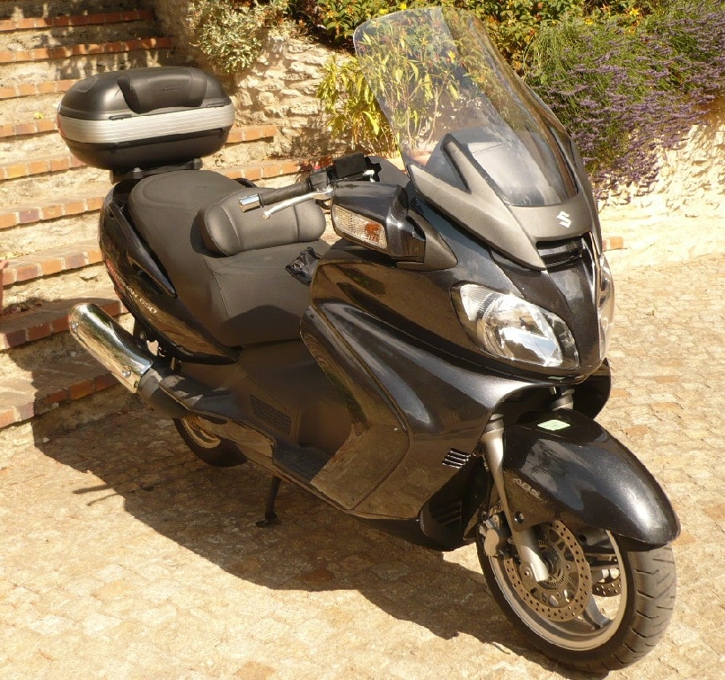 SUZUKI Burgman 650 EXECUTIVE ABS 2007 photo 2