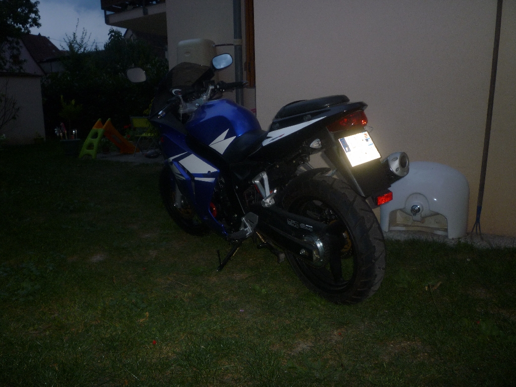 DAELIM Roadsport 125 R  2007 photo 3