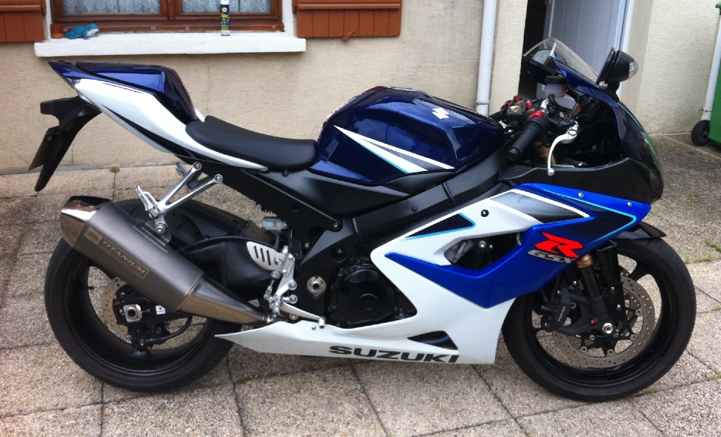 GSX R 750Рє6
