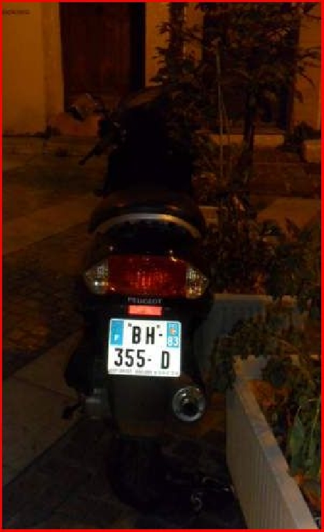 PEUGEOT V-Clic 50  2010 photo 2