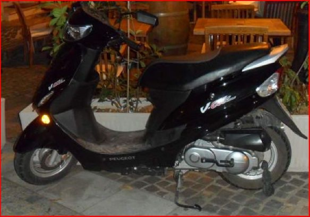 PEUGEOT V-Clic 50  2010 photo 3