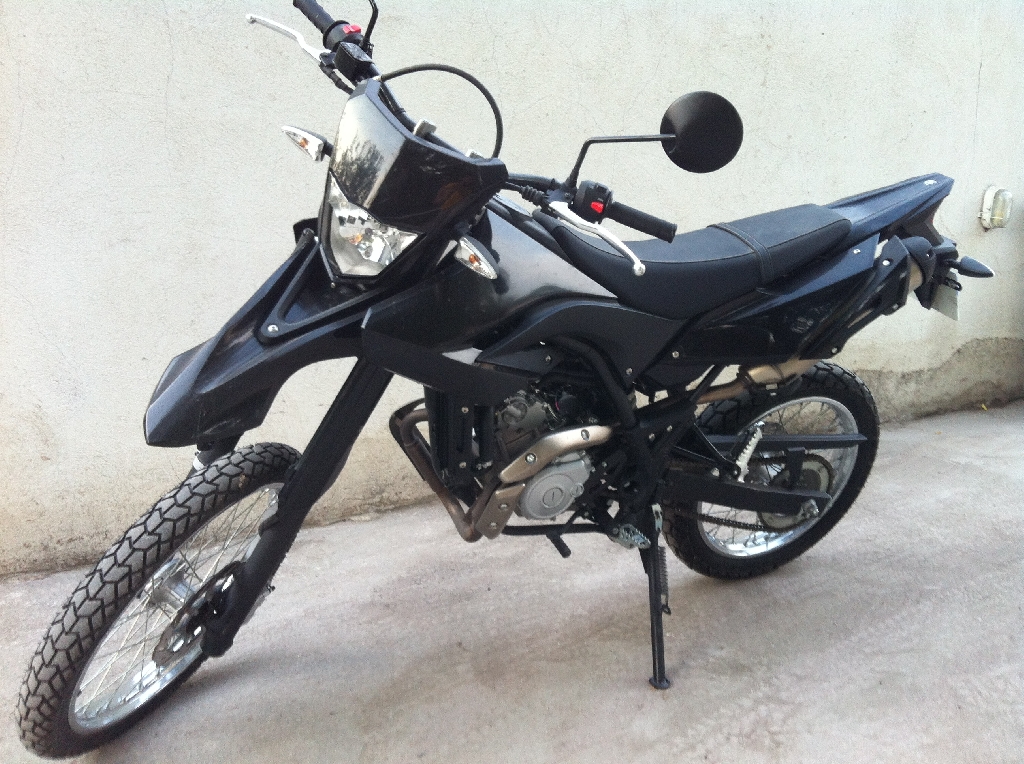 YAMAHA WR 125 R  2009 photo 3