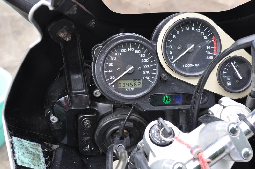 YAMAHA FZ6 S Fazer 600  1998 photo 3