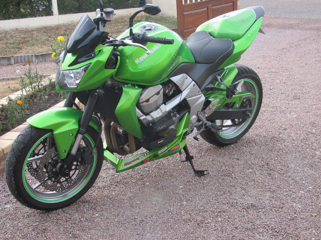 KAWASAKI Z 750  2007 photo 2
