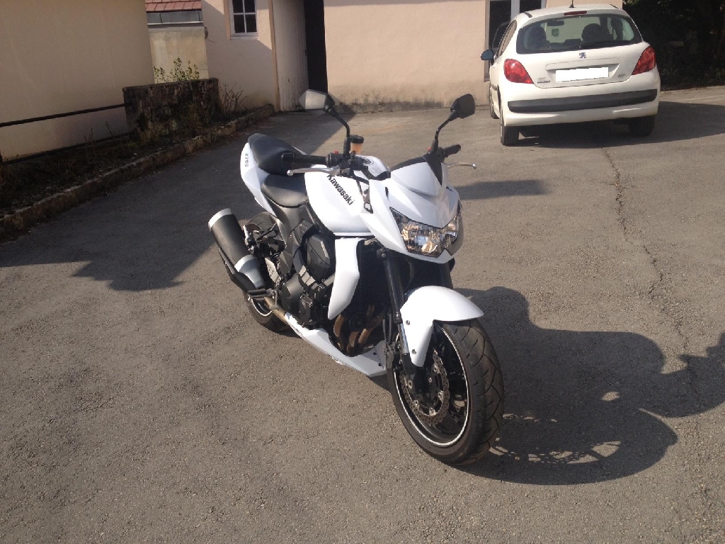 KAWASAKI Z 750  2010 photo 2