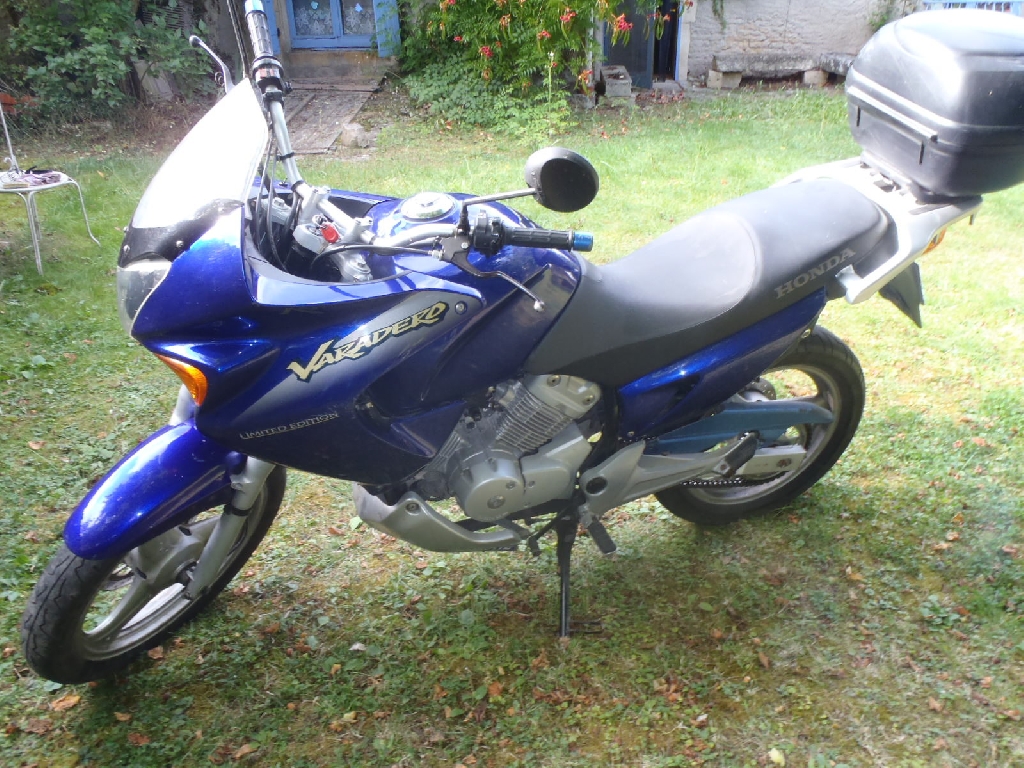 HONDA XL 125 Varadero  2003 photo 2