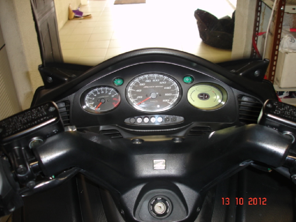 HONDA SW-T 400  2009 photo 2