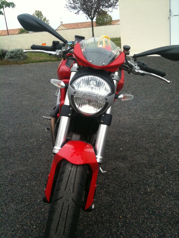 DUCATI Monster 1100 ABS 2010 photo 3