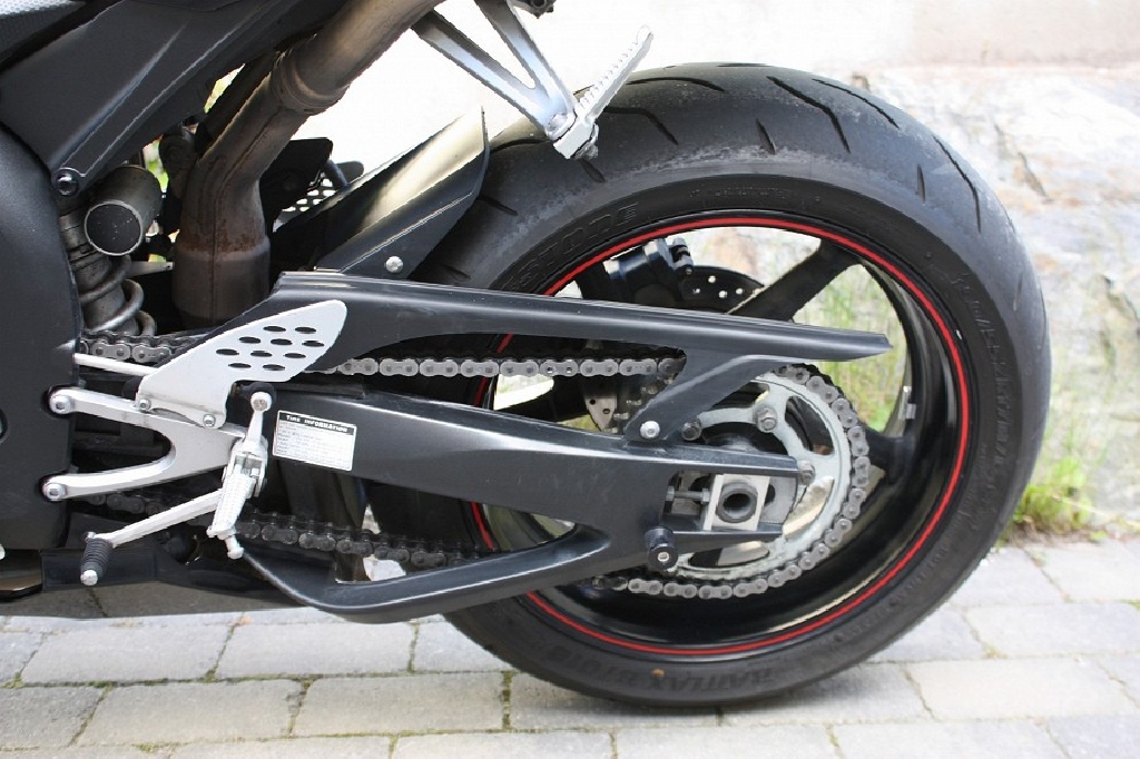 YAMAHA YZF-R1 1000  2007 photo 3