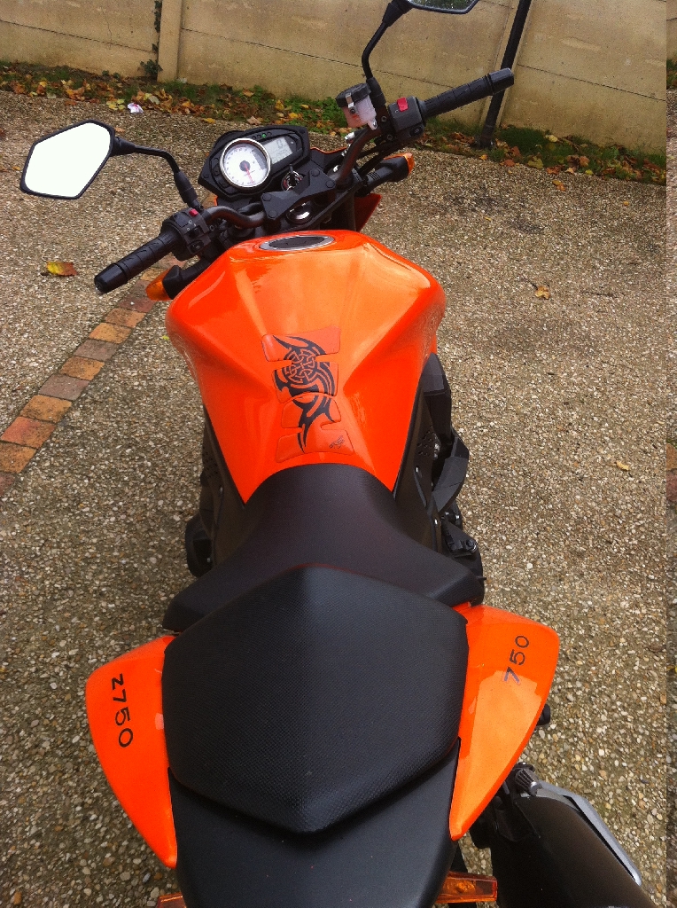 KAWASAKI Z 750  2008 photo 2