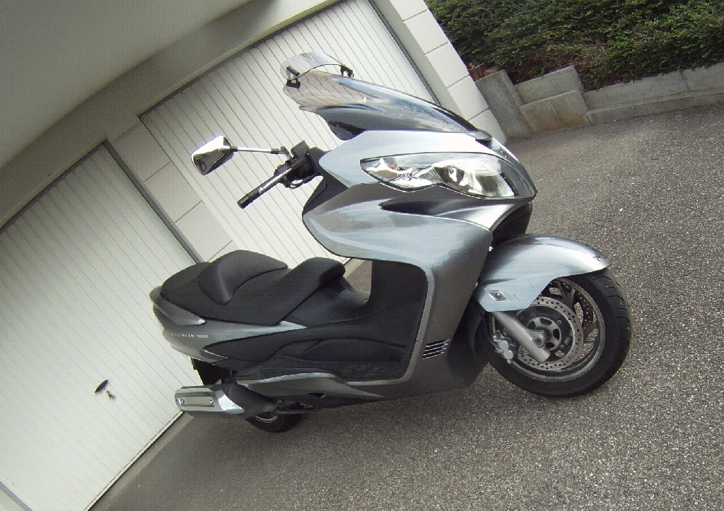 SUZUKI Burgman 400  2007 photo 2