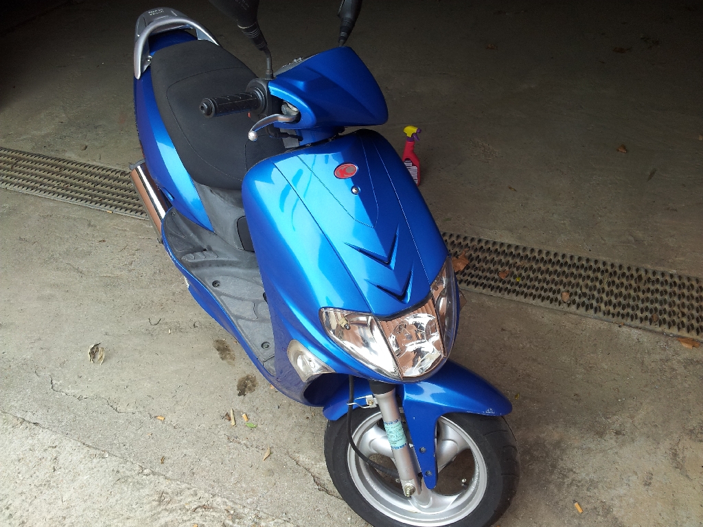 KYMCO Vitality 50  2009 photo 2