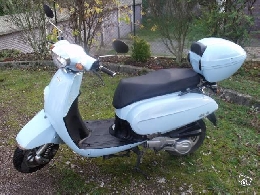 Scooter occasion : DAELIM Besbi 