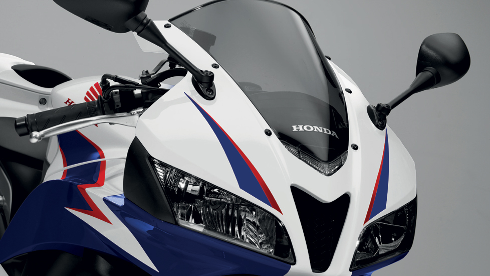 HONDA CBR 600 RR 2011 photo 7