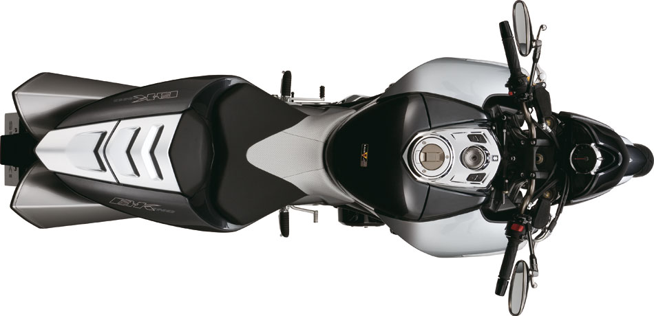 SUZUKI B-King  2011 photo 6
