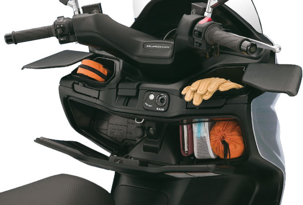 SUZUKI Burgman 400  2011 photo 8