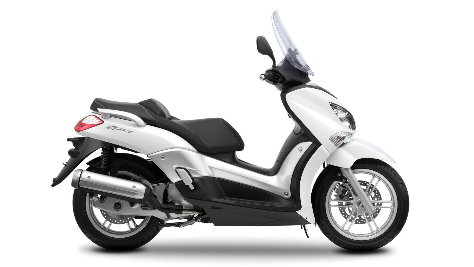 YAMAHA X-City 125  2011 photo 2