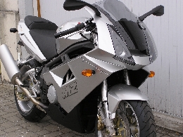 Concessionnaire / Garage / Magasin Moto, Scooter, Quad, Buggy / SSV MOTOSTAR à RezÃ©