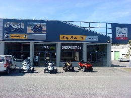 Concessionnaire / Garage / Magasin Moto, Scooter, Quad, Buggy / SSV CITY BIKE 38 à ECHIROLLES